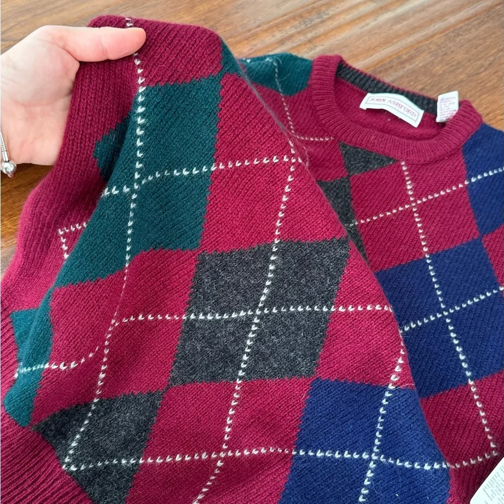New John Ashford %100 wool crew neck sweater with argyle design size L - Picture 8 of 11